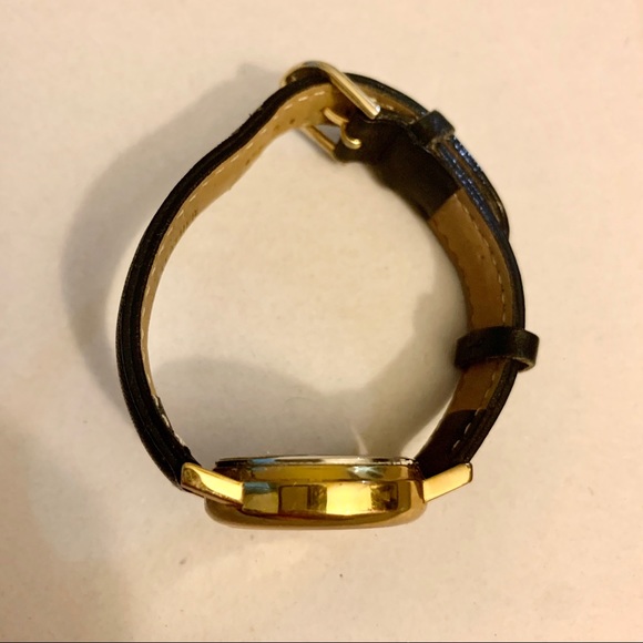 Vintage Barbie Watch - genuine leather band - Picture 5 of 8